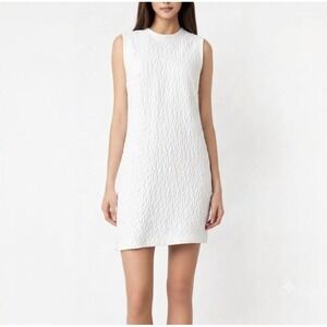 Carven Paris White Textured Matelasse Sleeveless Shift Dress 38 250R114